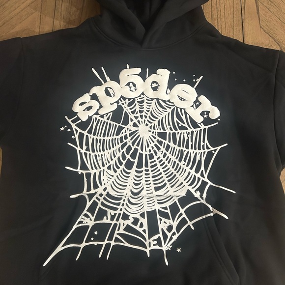 Black and white spider hoodie size Large - Picture 1 of 2